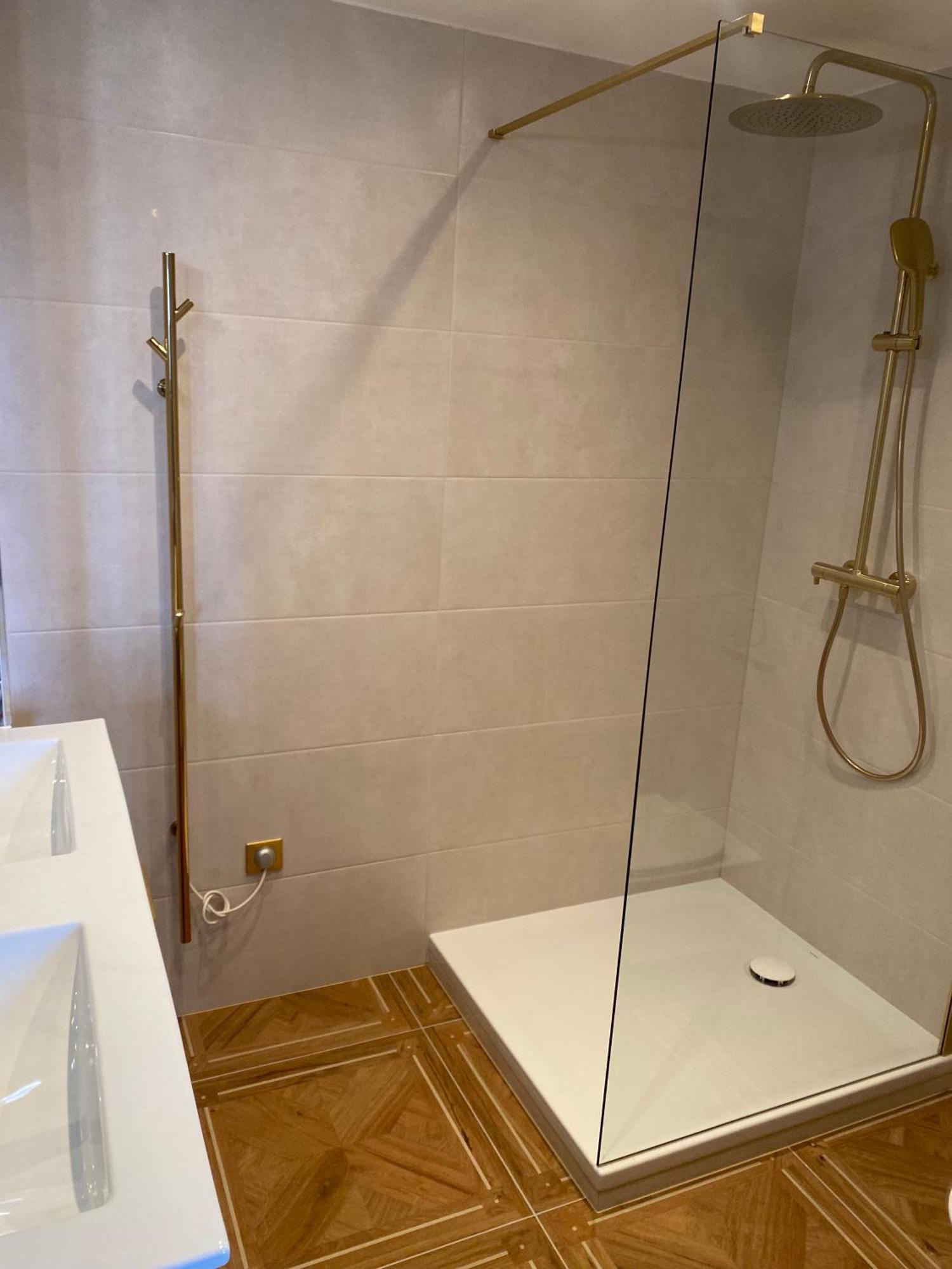 Hdg Hotel Gare De L'Isle Adam Appart'S Hotel Parmain エクステリア 写真