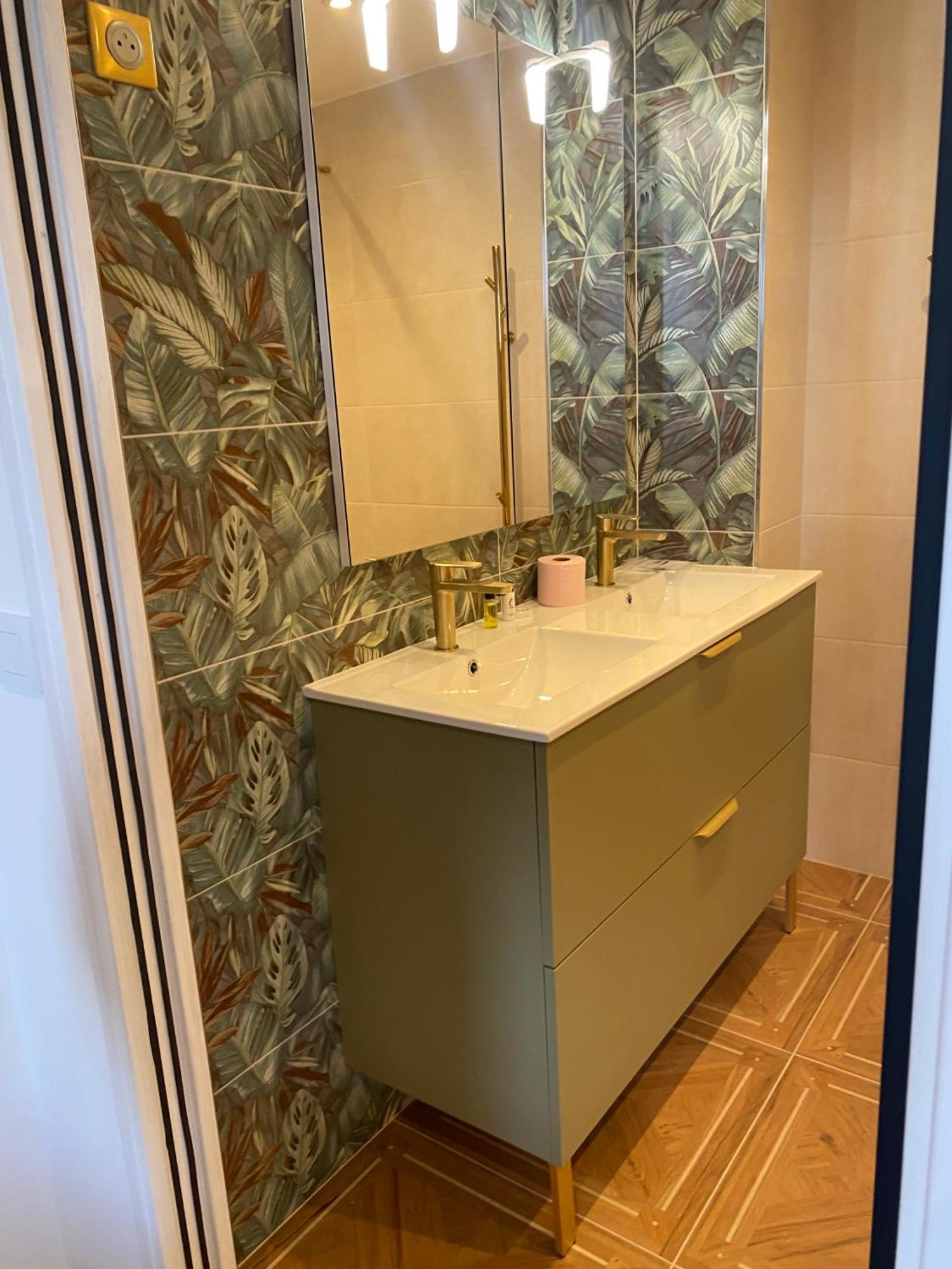 Hdg Hotel Gare De L'Isle Adam Appart'S Hotel Parmain エクステリア 写真