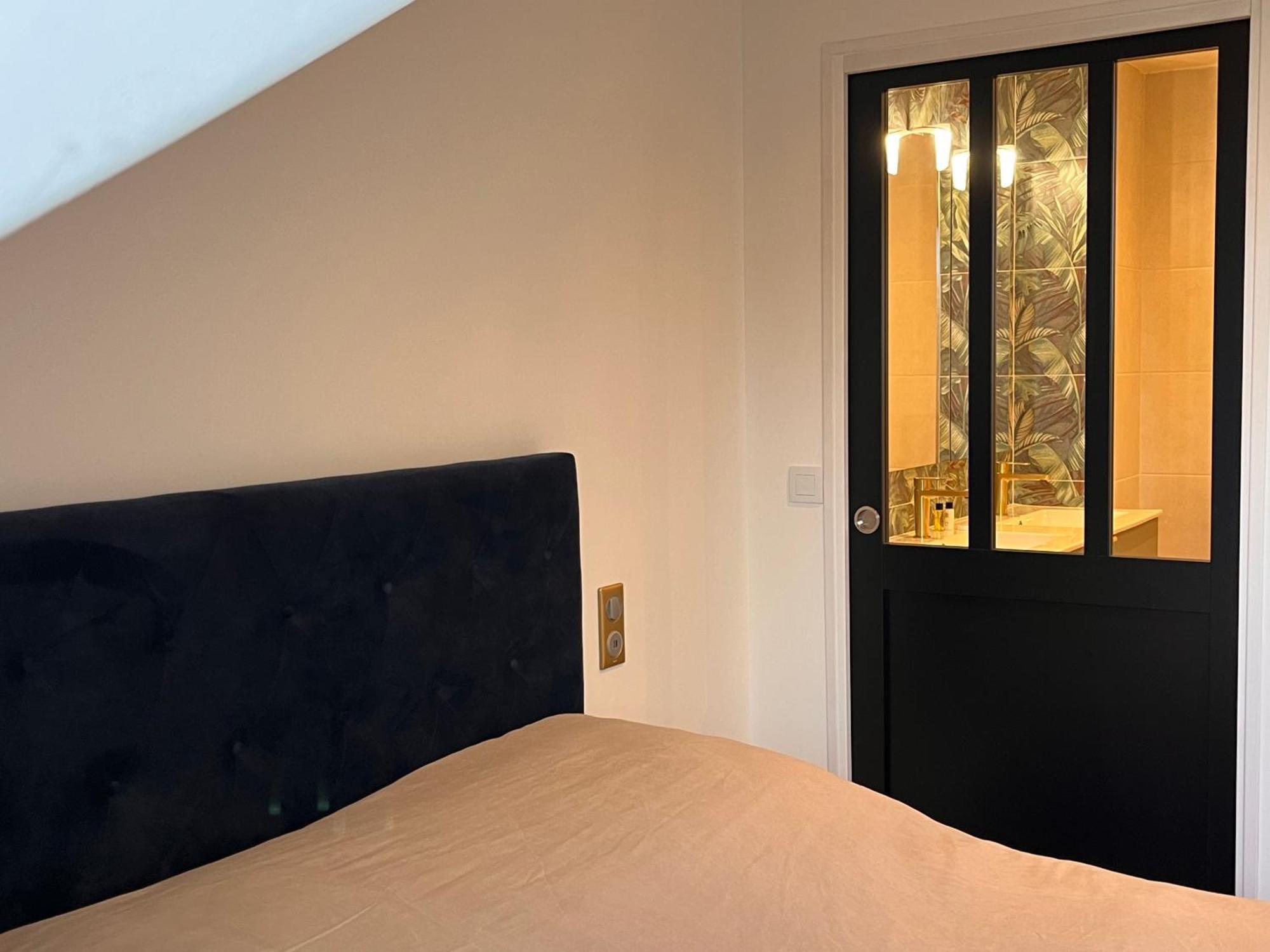 Hdg Hotel Gare De L'Isle Adam Appart'S Hotel Parmain エクステリア 写真