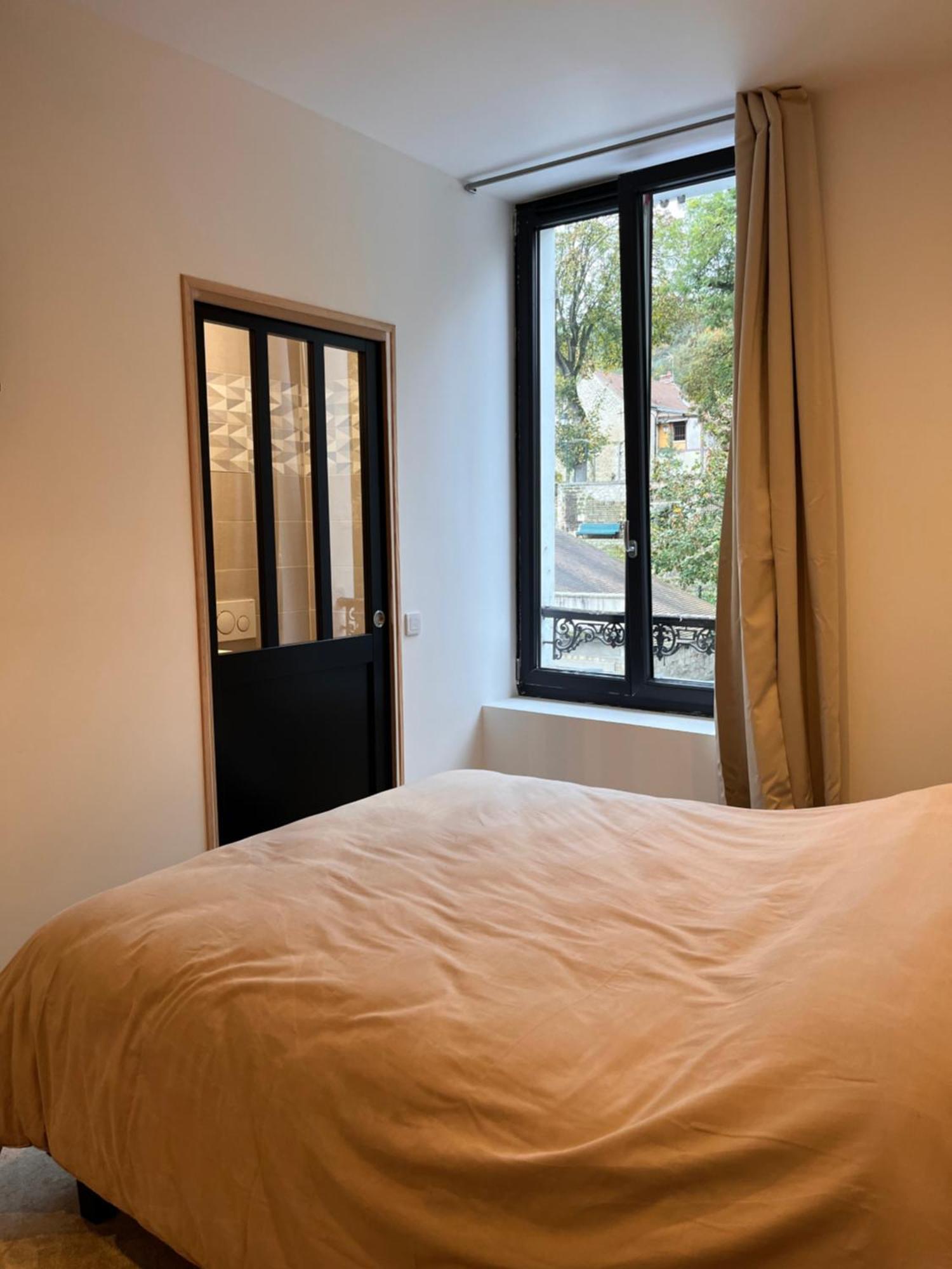 Hdg Hotel Gare De L'Isle Adam Appart'S Hotel Parmain エクステリア 写真