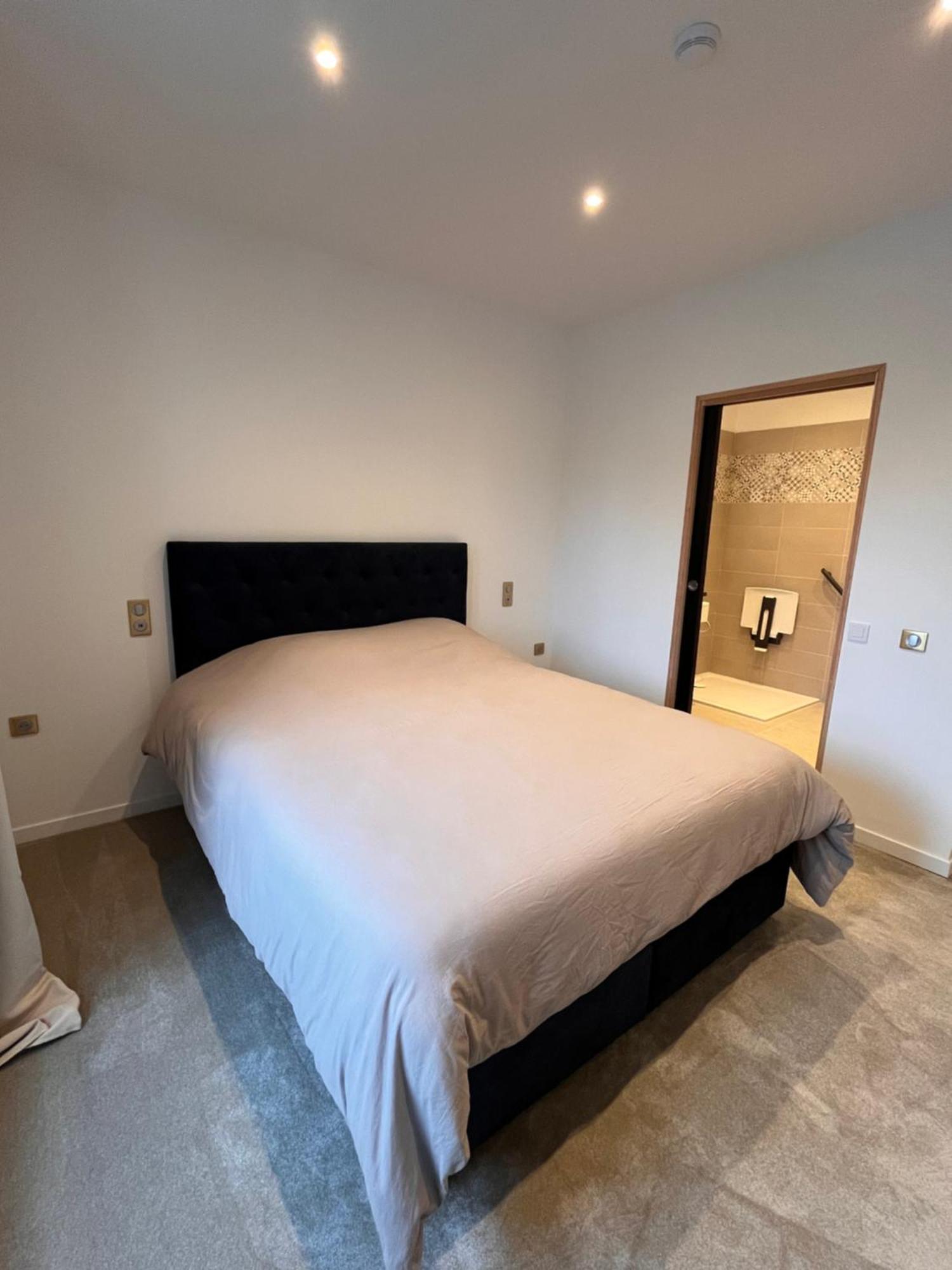 Hdg Hotel Gare De L'Isle Adam Appart'S Hotel Parmain エクステリア 写真